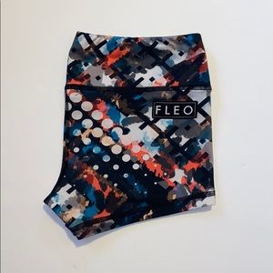 Fleo Shorts